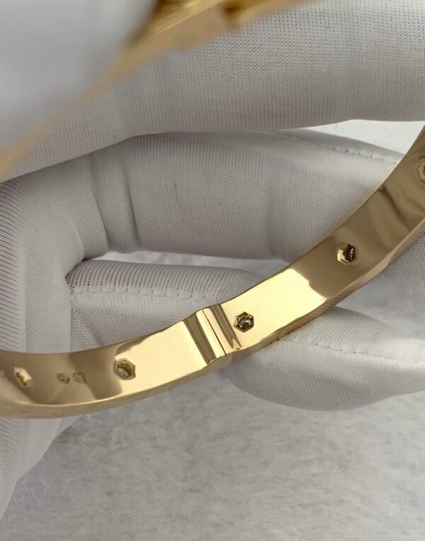 CARTIER LOVE CLASSIC MODEL , PAVED, YELLOW GOLD , 10 DIAMOND - Ảnh 4