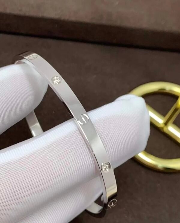 CARTIER LOVE 18K WHITE GOLD 6 DIAMOND SMALL SIZE - Ảnh 4