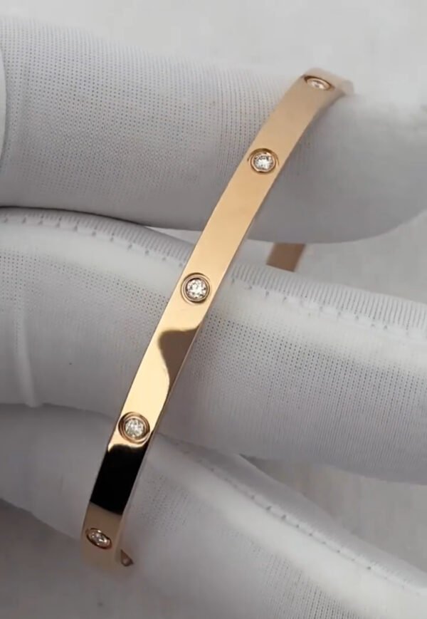 CARTIER LOVE SIZE SMALL 18K ROSE GOLD 10 DIAMOND - Ảnh 4