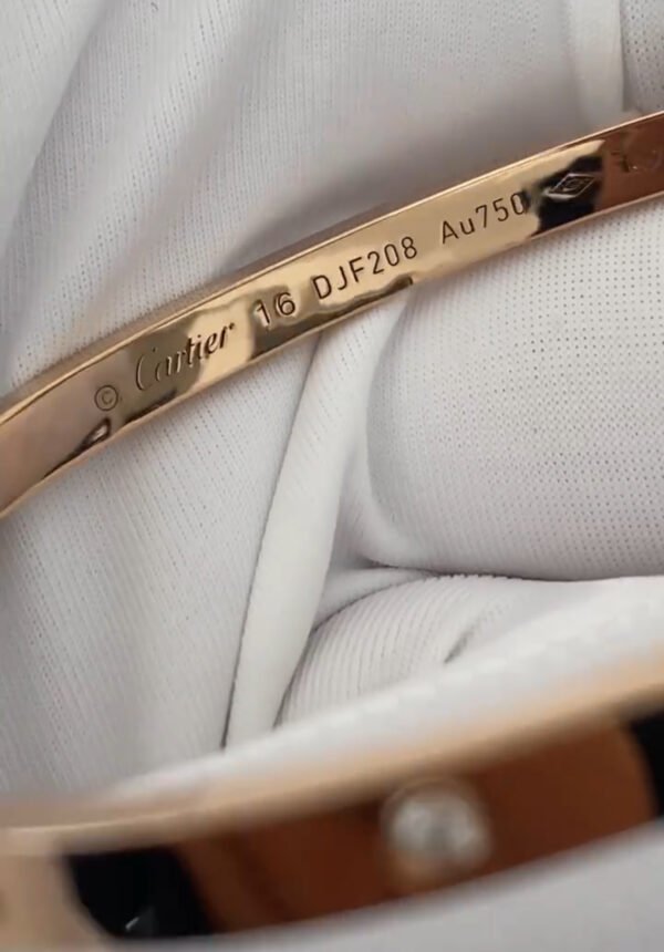 CARTIER LOVE SIZE SMALL 18K ROSE GOLD 10 DIAMOND - Ảnh 8