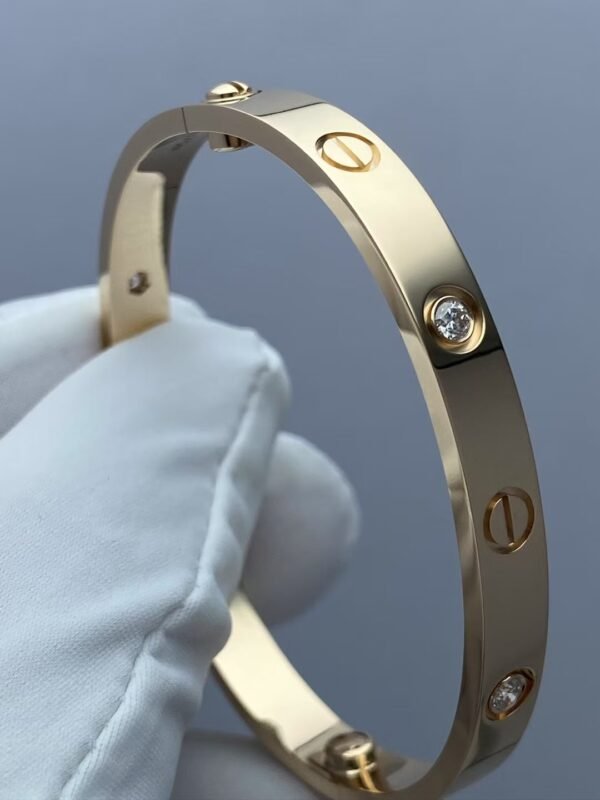 CARTIER LOVE 4 DIAMOND YELLOW GOLD BRACELET