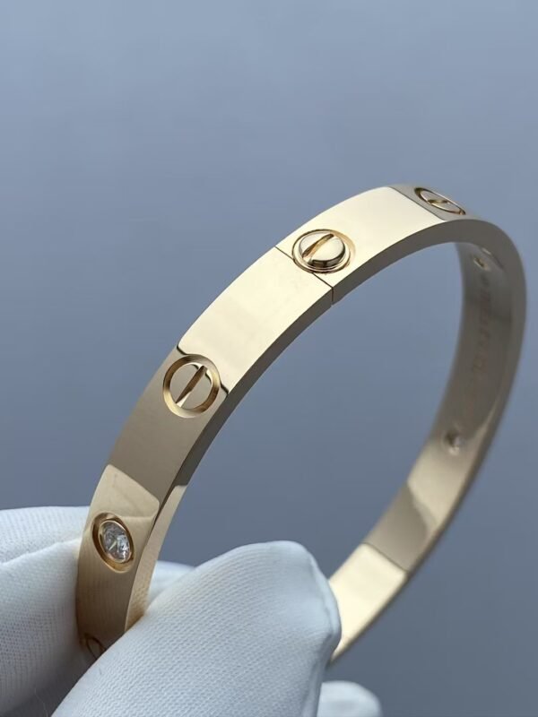 CARTIER LOVE 4 DIAMOND YELLOW GOLD BRACELET - Ảnh 5