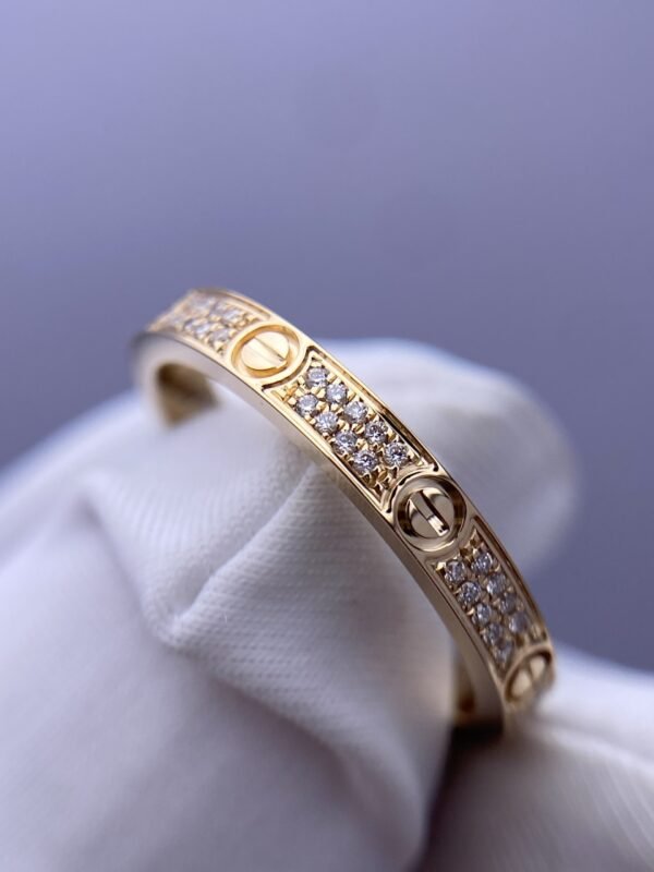 CARTIER LOVE RING, YELLOW GOLD, MINI MODEL, PAVED - Ảnh 2